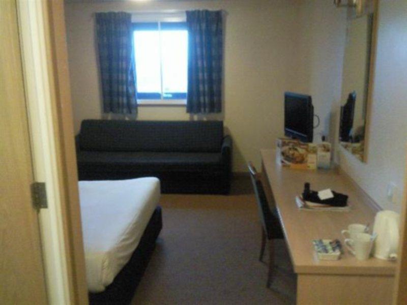 Travelodge London City Airport Εξωτερικό φωτογραφία